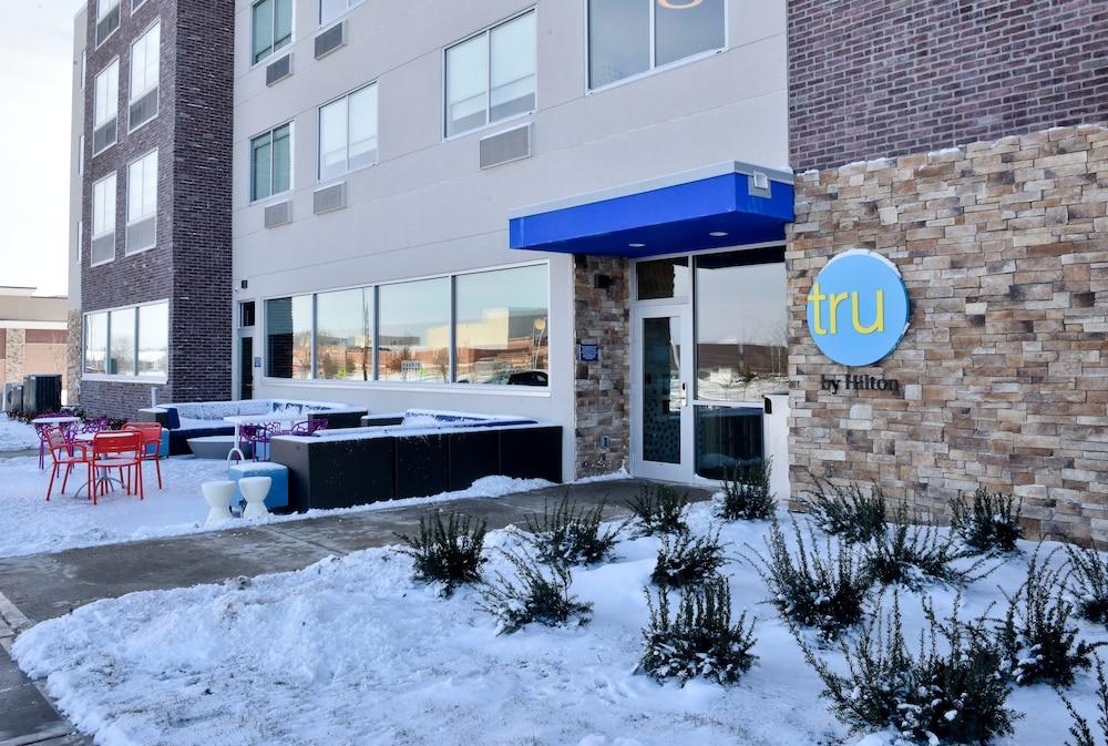 Tru By Hilton Lawrence Hotel Buitenkant foto