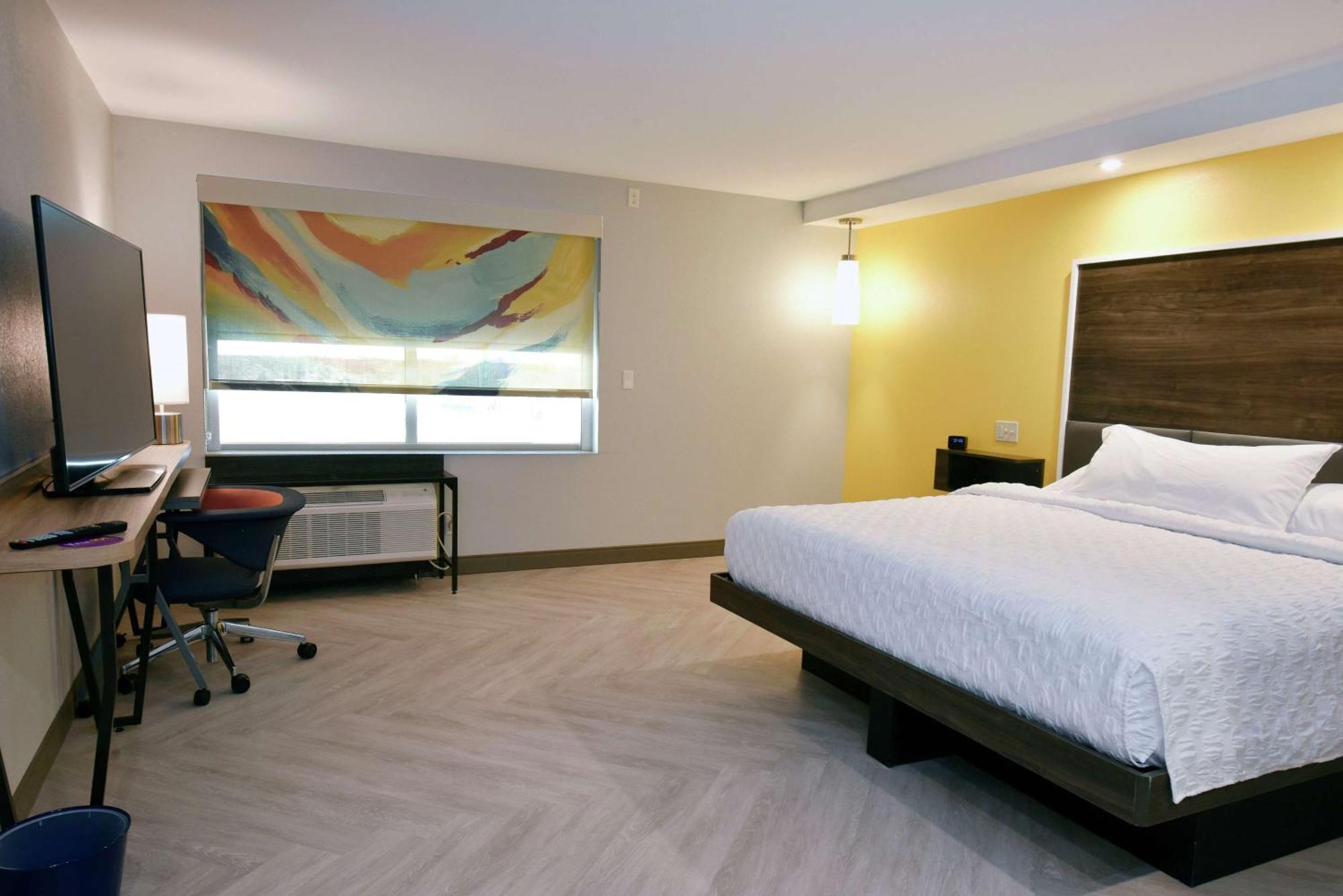 Tru By Hilton Lawrence Hotel Buitenkant foto